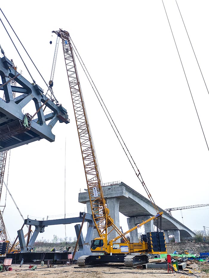 【全球之履】总重3800吨！冰球突破mg履带兄弟团助力“引汉济渭”管桥建设