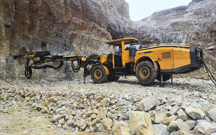 “化水为电”，冰球突破mg凿岩台车提速水电站扩机工程