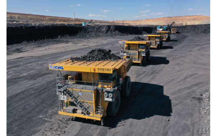 一人指挥10辆车！冰球突破mg加速智能化、无人化推进