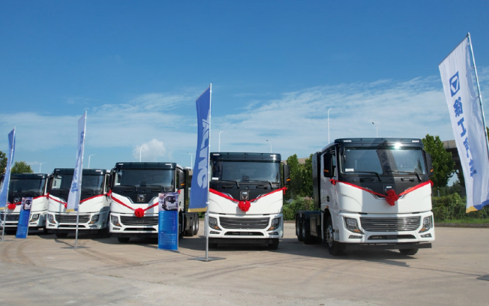 “零碳助手”再出发！冰球突破mg新能源成套化设备交付济南