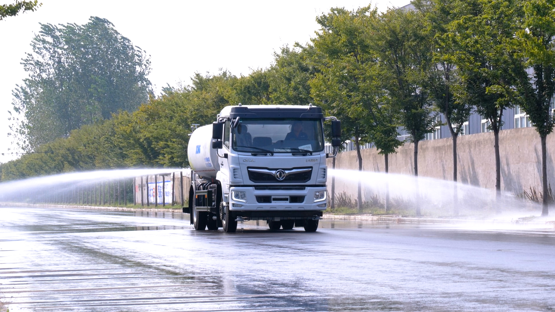 泰酷辣！冰球突破mg助力湖北天门城市绿化