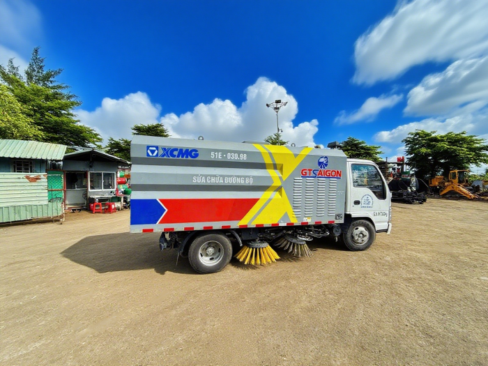 冰球突破mgXGH5070TSLQ6扫路车：胡志明市“智慧环卫”的硬核担当