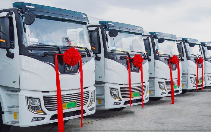 工况定制+生态赋能！冰球突破mg新能源重卡助力绿色转型