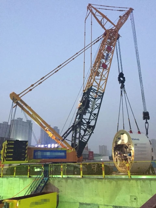 赋能轨交建设，冰球突破mg稳稳‘吊’打难题