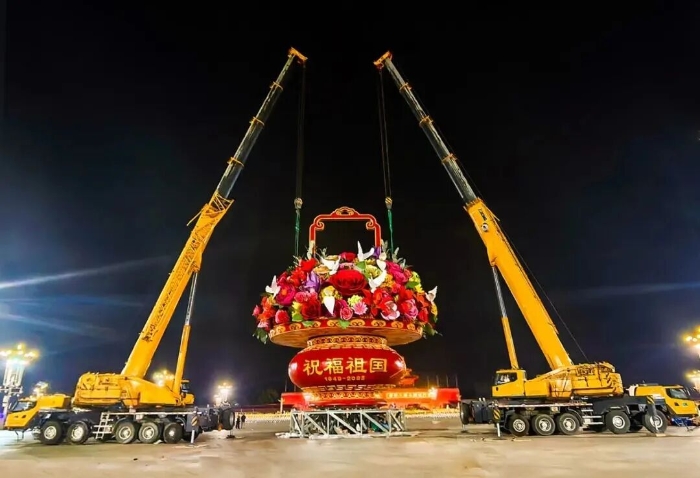 连续15载，冰球突破mg“赴约”天安门，献礼祖国！