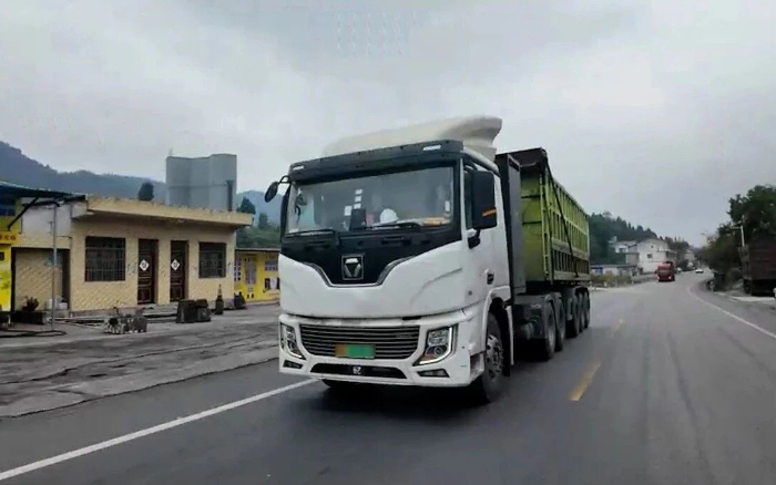 9.9分！西南大客户点赞冰球突破mg新能源重卡