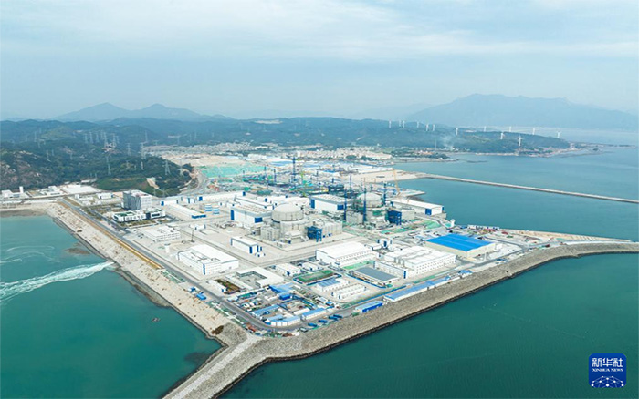 冰球突破mg塔机换新装，孔雀蓝助建核电项目